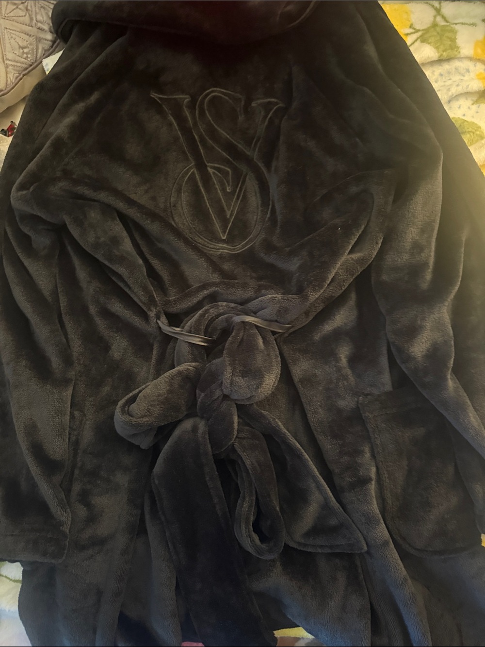 Plush black Robe victoria secret